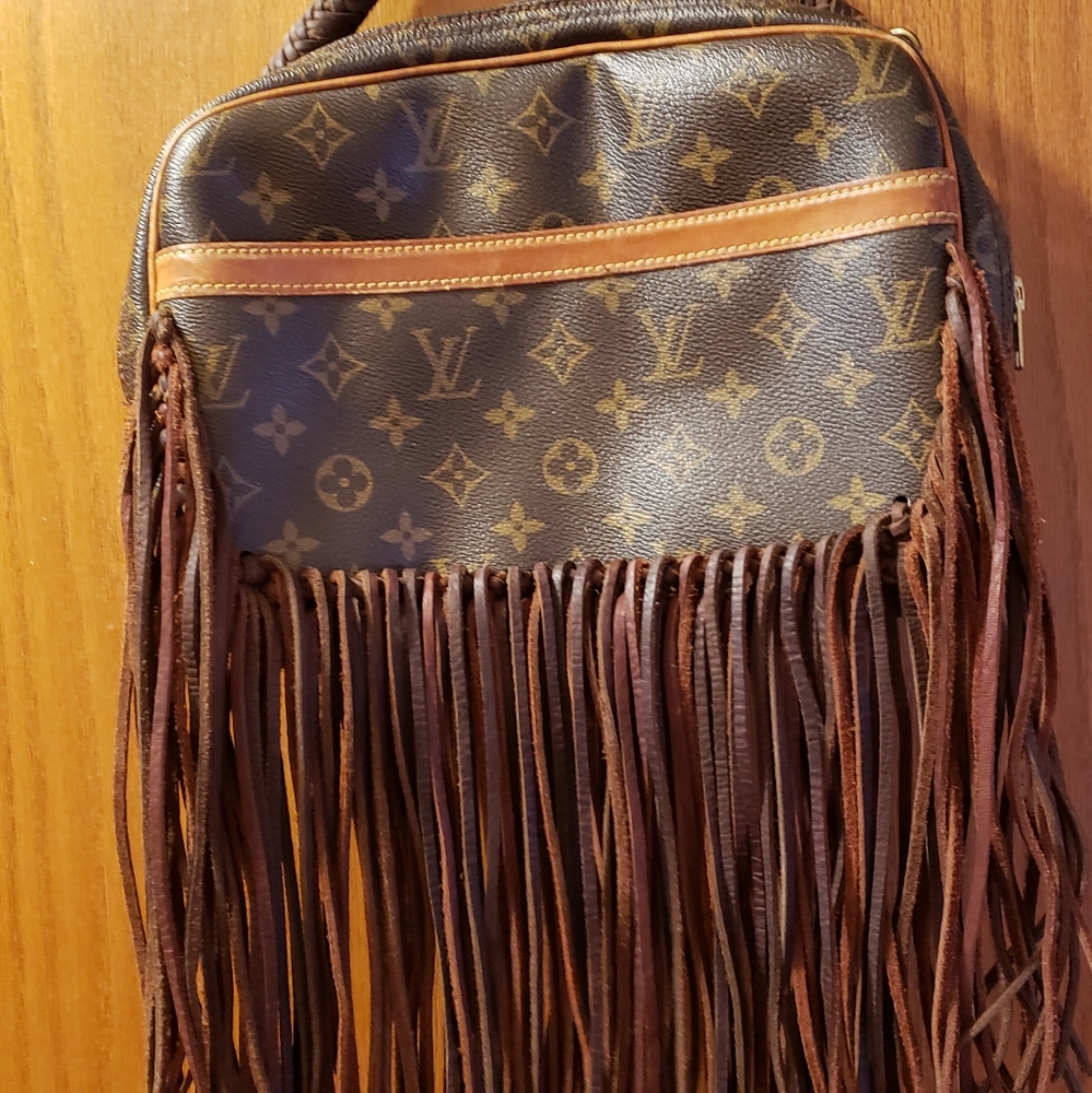 Authentic louis vuitton vintage boho bag